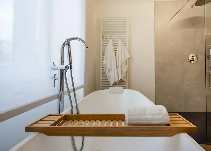 Spolverini 16 דירה *